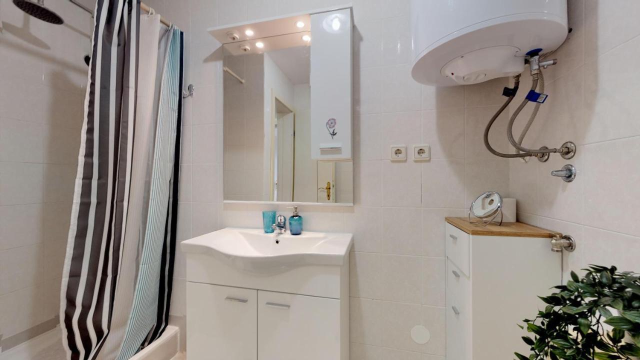Mirta Deluxe Superior 5 Star Apartment, Your Piece Of Heaven By The Sea & Park, With Sea & Park View Novigrad Istria Εξωτερικό φωτογραφία