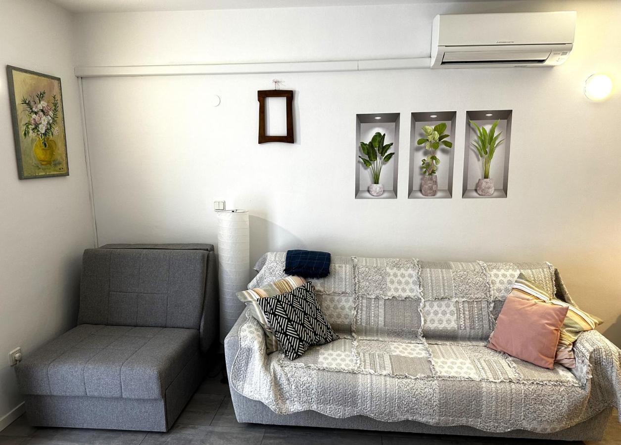 Mirta Deluxe Superior 5 Star Apartment, Your Piece Of Heaven By The Sea & Park, With Sea & Park View Novigrad Istria Εξωτερικό φωτογραφία